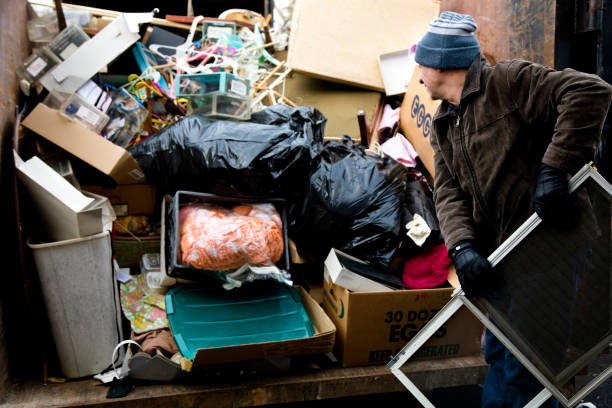 Best Estate Cleanout  in Ville Ptte, LA